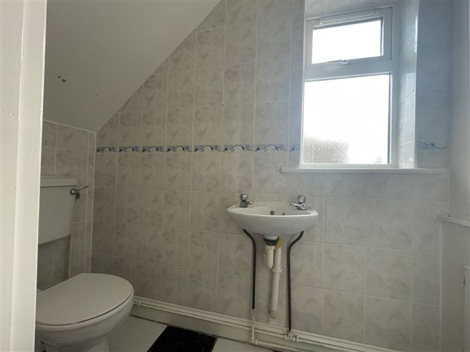 37 The Crescent, Fairfield Park, Co. Waterford