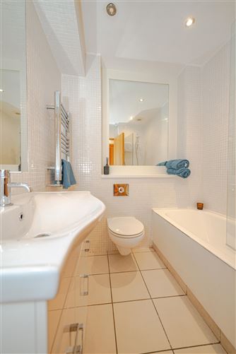 Apartment 2, 40 Baggot Street Upper, Ballsbridge, Dublin