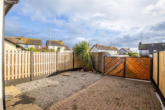 10 Beachside Court, Courtown, Wexford