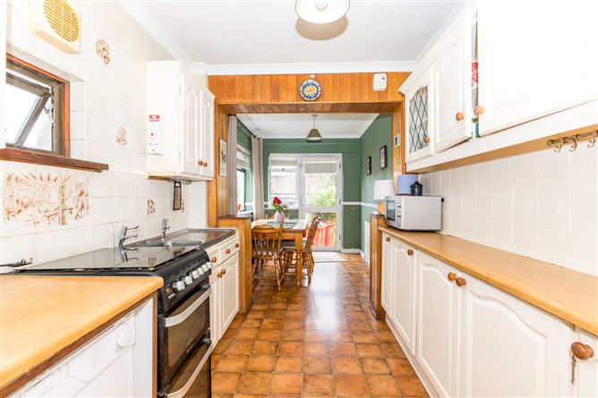 132 Elm Mount Avenue, Beaumont, Dublin 9