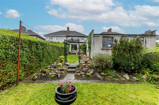 132 Elm Mount Avenue, Beaumont, Dublin 9