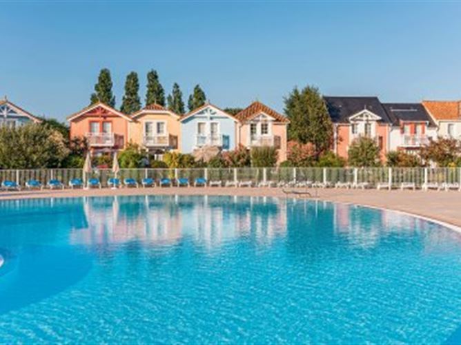 Private, Avenue du Vieux Moulin, Talmont-Saint-Hilaire, Vendee