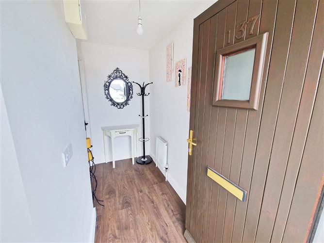 137 Acha Bhile, Lahinch Road, Ennis, Co. Clare
