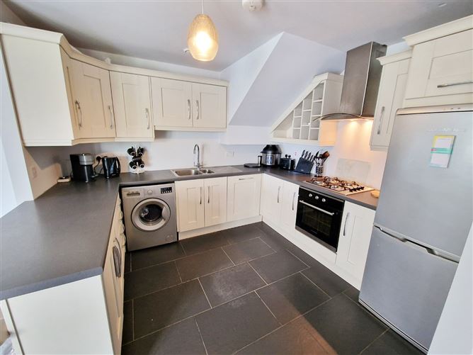 137 Acha Bhile, Lahinch Road, Ennis, Co. Clare