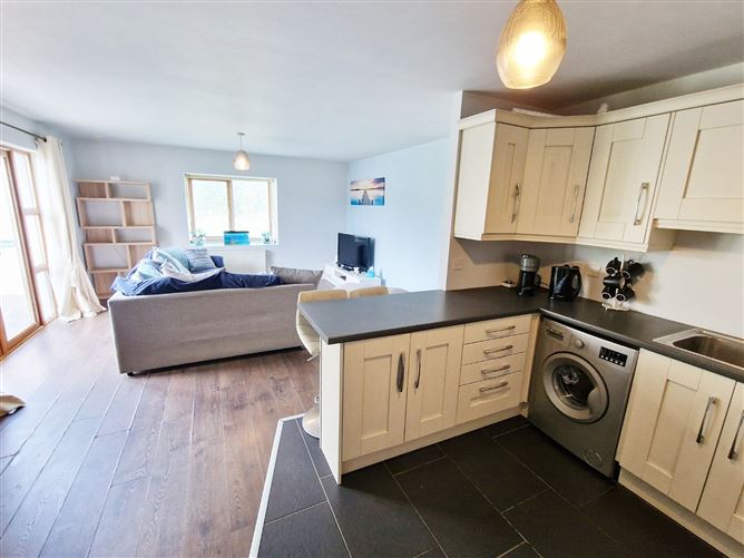 137 Acha Bhile, Lahinch Road, Ennis, Co. Clare