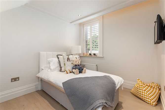 17 Harcourt Terrace, Dublin 2
