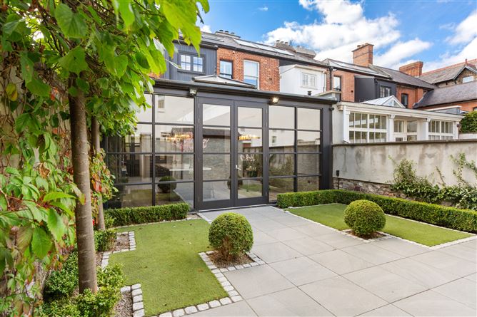17 Harcourt Terrace, Dublin 2