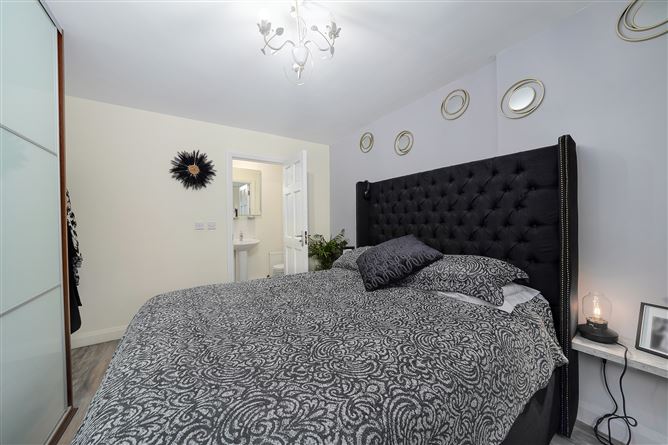 2 Belfry Crescent, Citywest, Co. Dublin