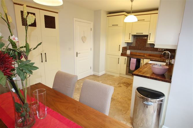 17 Drisin, Knocknacarra, Galway City