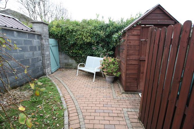 17 Drisin, Knocknacarra, Galway City