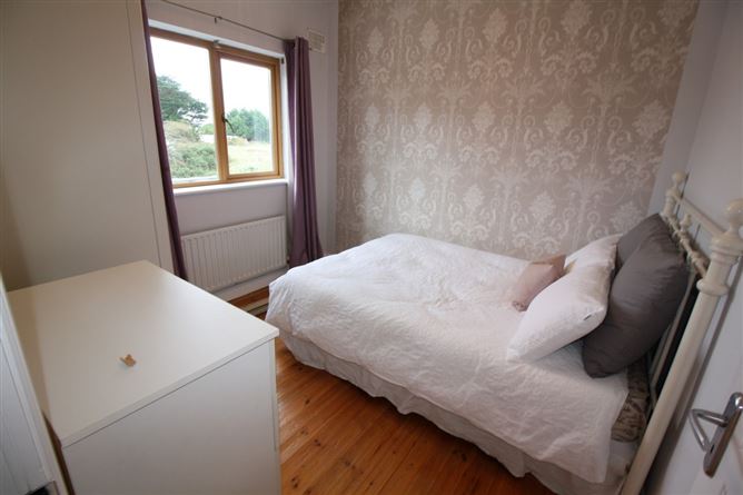 17 Drisin, Knocknacarra, Galway City