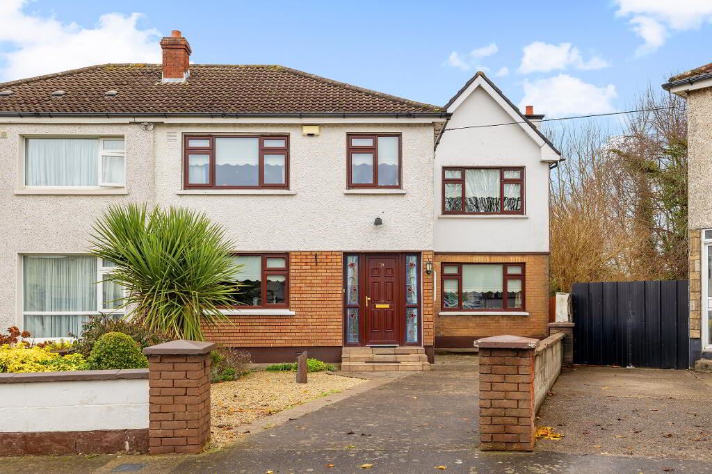 75 Hillcrest Drive, Lucan, Dublin