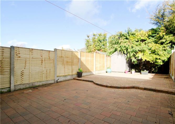 28 Castleknock Vale, Castleknock, Dublin 15