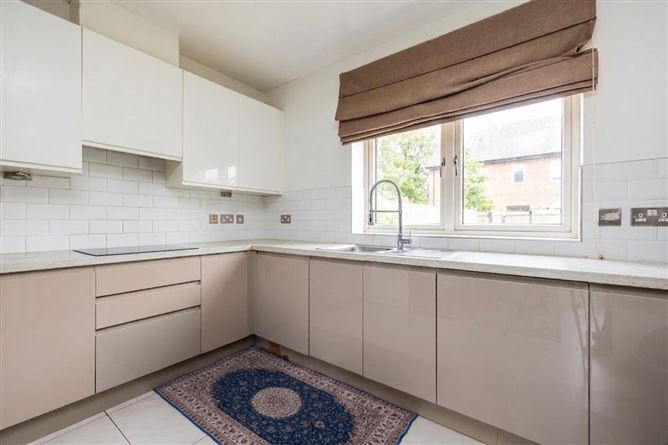 3 SHACKLETON PLACE, Tandy's Lane, Lucan, Dublin