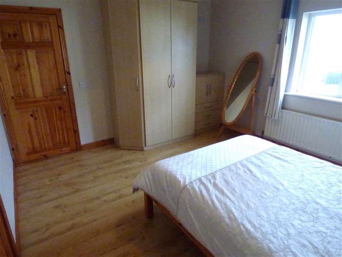 19 Claremount Manor, Claremorris, Mayo