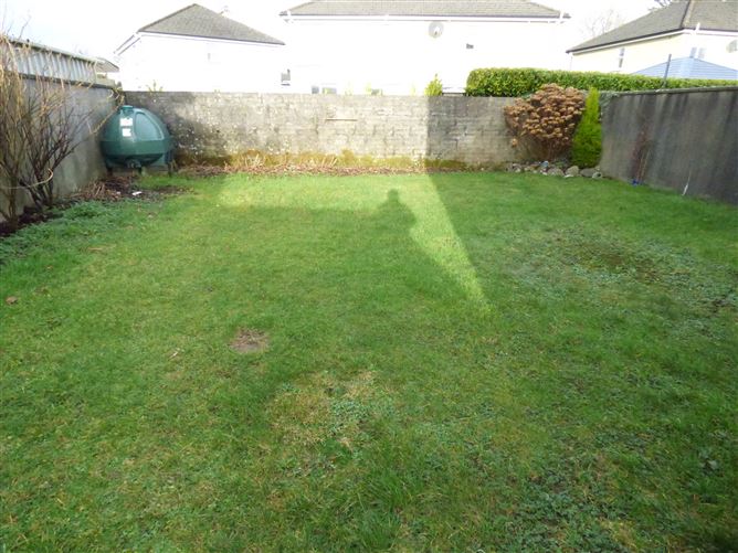 19 Claremount Manor, Claremorris, Mayo