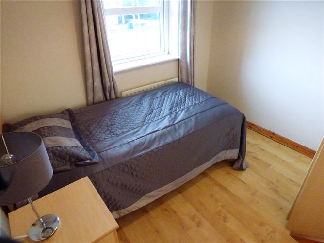 19 Claremount Manor, Claremorris, Mayo