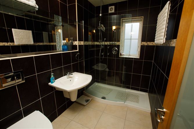 5 Castle Gardens, Castleconway, Killorglin, Co. Kerry