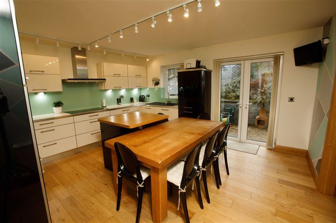 5 Castle Gardens, Castleconway, Killorglin, Co. Kerry