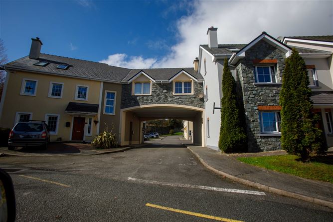 5 Castle Gardens, Castleconway, Killorglin, Co. Kerry