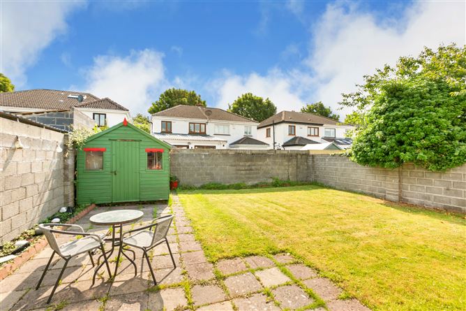 28 Ballyowen Drive, Lucan, Co. Dublin