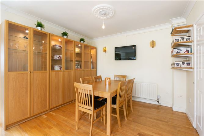 28 Ballyowen Drive, Lucan, Co. Dublin