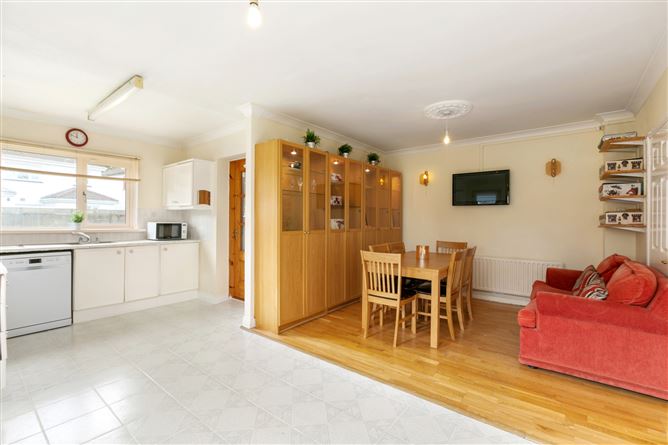 28 Ballyowen Drive, Lucan, Co. Dublin