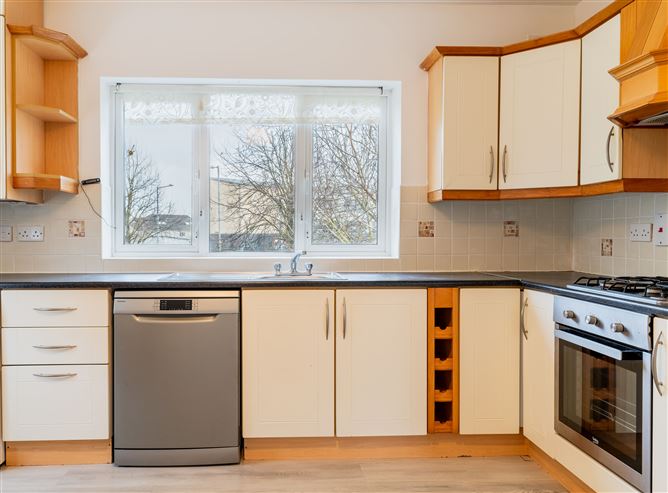 6 Rosedale Crescent, Clonee, Dublin 15, D15N4X8
