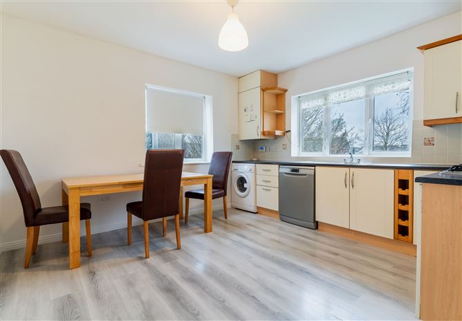 6 Rosedale Crescent, Clonee, Dublin 15, D15N4X8