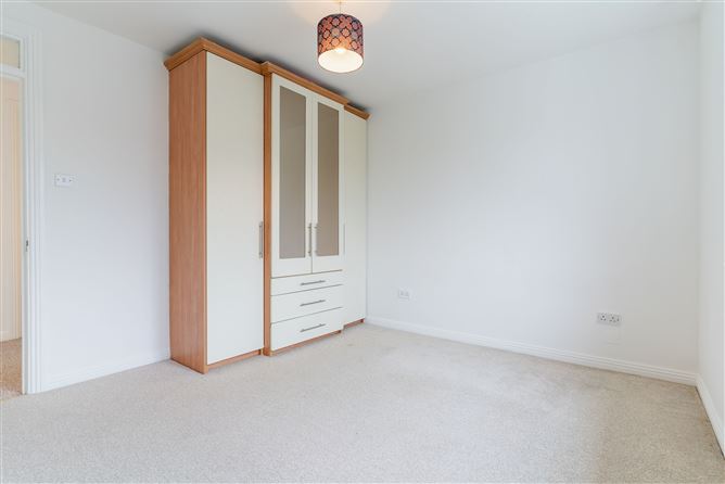 6 Rosedale Crescent, Clonee, Dublin 15, D15N4X8