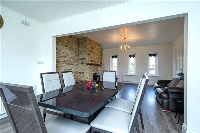 Hillview, Lisnagoorneen, Castletownroche, Mallow, Co. Cork