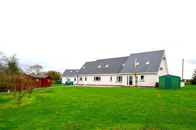 Hillview, Lisnagoorneen, Castletownroche, Mallow, Co. Cork