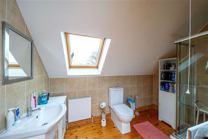 Hillview, Lisnagoorneen, Castletownroche, Mallow, Co. Cork
