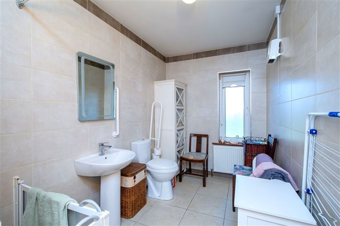 Hillview, Lisnagoorneen, Castletownroche, Mallow, Co. Cork