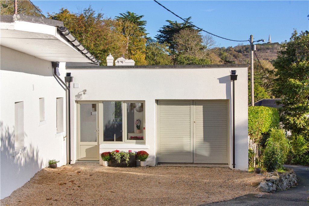 Oakdene Lodge, Saintbury Avenue, Killiney, Co. Dublin