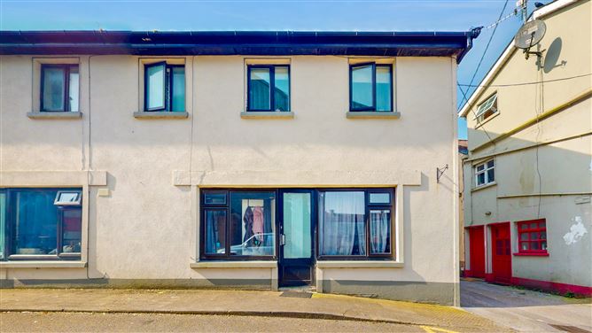 The Saddler's Inn, The Square, Kilbeggan, Mullingar, Co. Westmeath