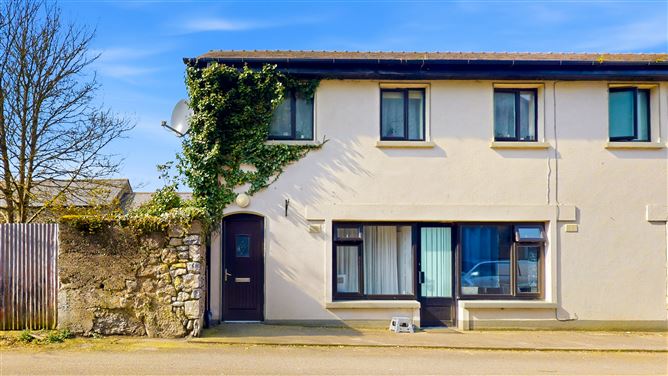 The Saddler's Inn, The Square, Kilbeggan, Mullingar, Co. Westmeath