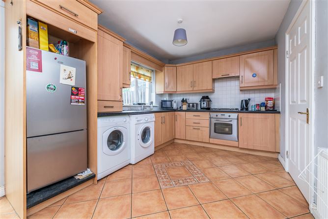 Photo 8 of 25 — 44 Carmody Way, Fairgreen, Portlaoise, Laois