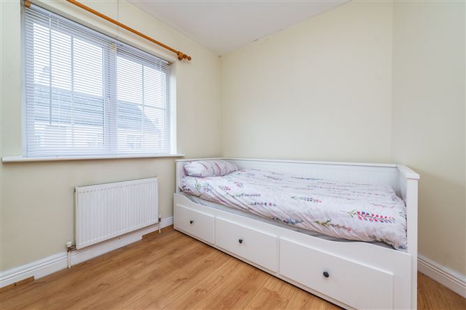 Photo 15 of 25 — 44 Carmody Way, Fairgreen, Portlaoise, Laois