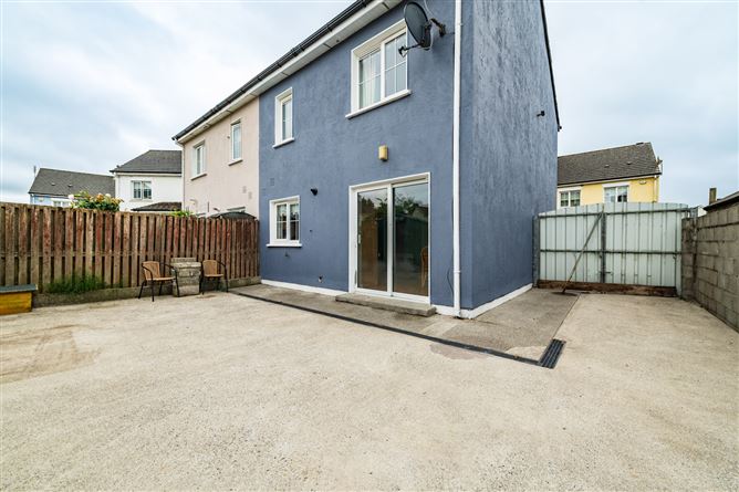 Photo 23 of 25 — 44 Carmody Way, Fairgreen, Portlaoise, Laois