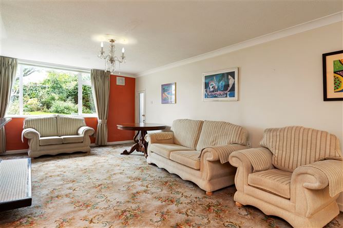 Apt 1 Seabury, Sydney Parade Avenue, Sandymount, Dublin 4