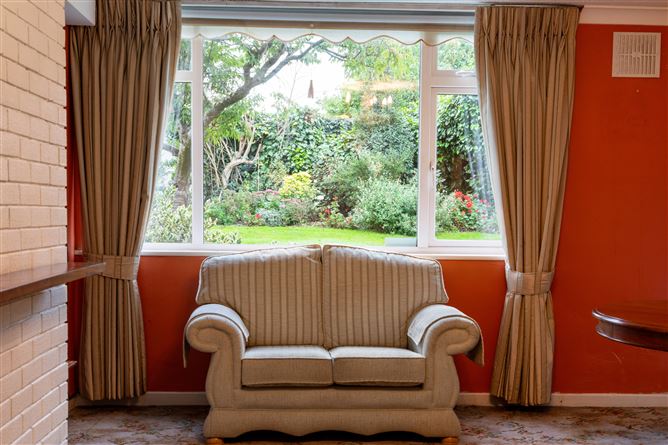 Apt 1 Seabury, Sydney Parade Avenue, Sandymount, Dublin 4
