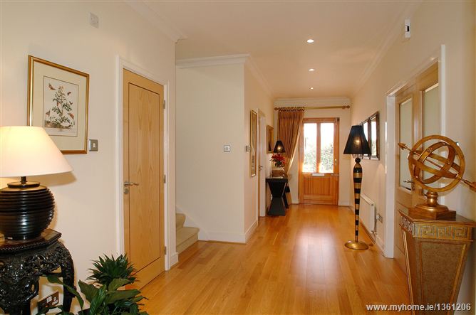 1 Cairnfort Enniskerry Road, Stepaside,  Dublin 18