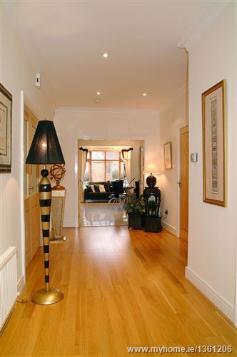 1 Cairnfort Enniskerry Road, Stepaside,  Dublin 18