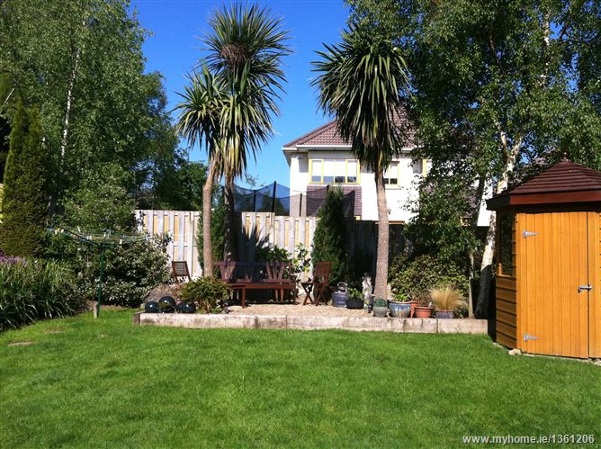 1 Cairnfort Enniskerry Road, Stepaside,  Dublin 18