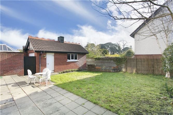 33 Lambourne Wood, Cabinteely, Dublin 18