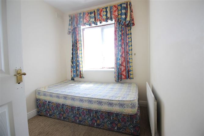 2 Oldtown, Cavan