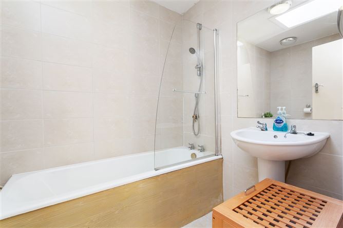 Avalon, Stillorgan Road, Donnybrook, Dublin 4