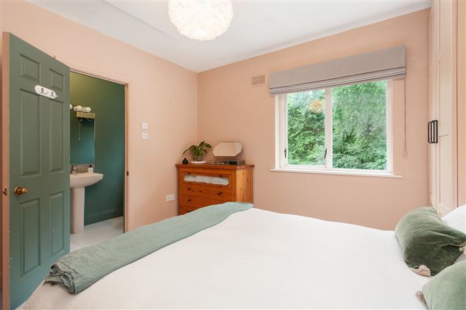 10 Temple Square, Temple Road, Dartry, Dublin 6
