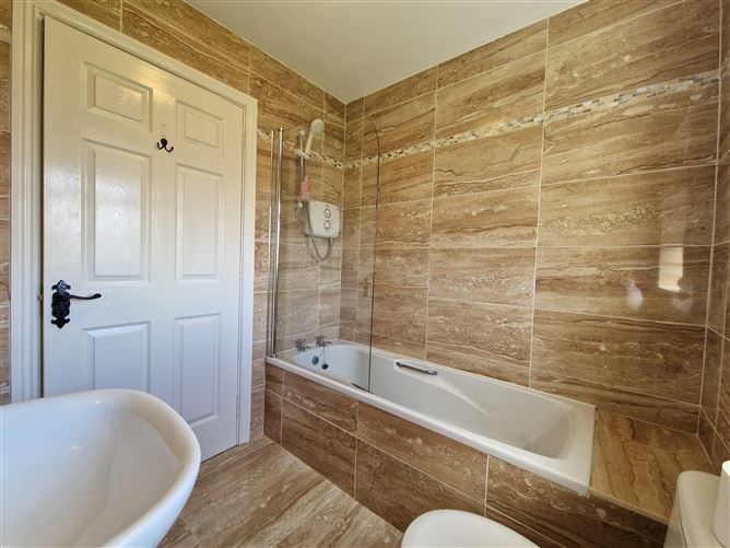 4 Shackleton Court, Athy, Kildare